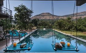 Saffronstays Mountain Aer, Karjat